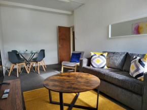 Lovely 3-Bedroom Apartment in Town Centre